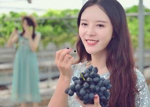 抖音网红诗颖吃瓜,揭秘网红幕后故事  第1张